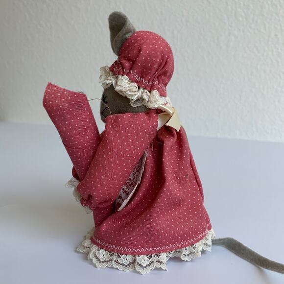 Vintage Handmade Felt Lady Country Mouse - Picture 5 of 10